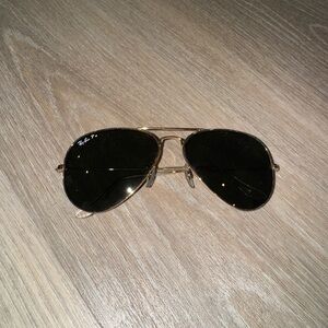 Ray-Ban Gold Frame Aviator Sunglasses